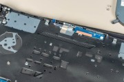 华硕天选2笔记本拆后盖断电方法是什么？操作步骤如何？