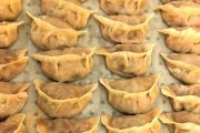 蒸烤一体机可以用来蒸饺子吗？使用方法和注意事项是什么？
