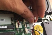 显示器一插线就黑屏怎么办？黑屏原因及解决方法是什么？