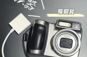 摄像头转接头连接手机的方法是什么？