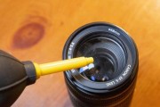 白色相机带镜头调整方法是什么？如何确保拍摄效果最佳？