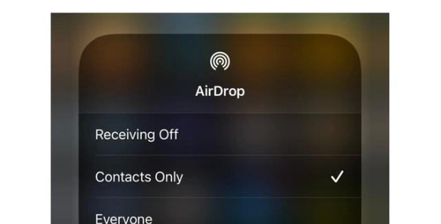掌握iPhoneAirDrop，实现便捷的文件传输（无需数据线，快速共享文件的利器）