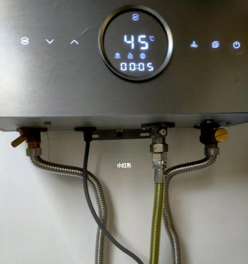 零冷水燃气热水器原理及运作机制（了解零冷水燃气热水器如何提供稳定热水供应）
