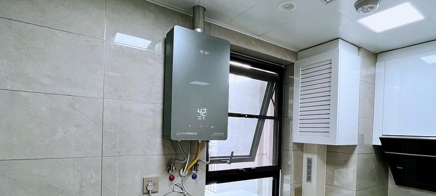 零冷水燃气热水器原理及运作机制（了解零冷水燃气热水器如何提供稳定热水供应）
