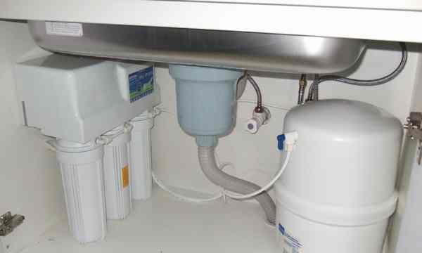 陶瓷净水器净水罐安装方法（简易净水罐的安装及使用方法）