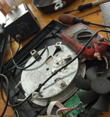 探究电磁炉绕线电阻的原因（解析电磁炉使用中的电阻问题及解决方案）