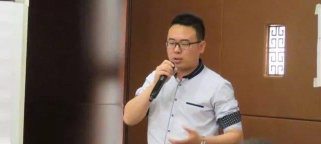 华峰燃气灶的安全开火方法（学会正确操作）