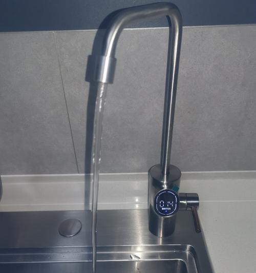 净水器出水口无变化怎么办（解决净水器出水口无变化的有效方法）