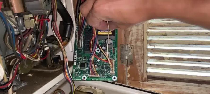 壁挂炉忽冷忽热原因及解决方法（了解壁挂炉忽冷忽热现象）