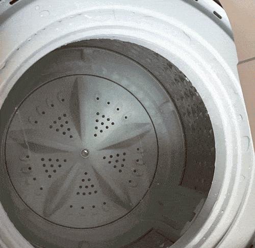 洗衣机放水产生气泡的原因及解决办法（洗衣机放水产生气泡的原因分析和有效解决办法）