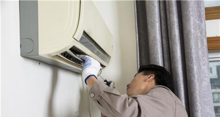 空调加氟过量后的处理方法（空调缺氟与过量加氟的现象及解决办法）
