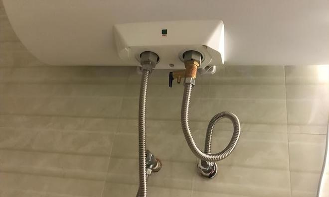 樱花热水器热水出水小怎么办？出水小原因是什么？
