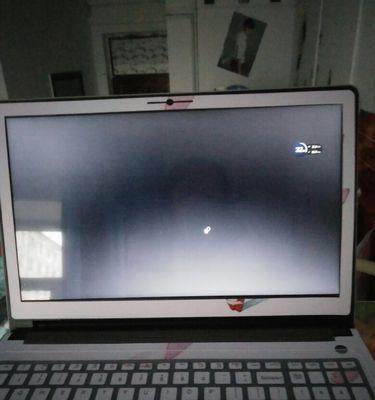 鼠标显示器黑屏怎么办？鼠标显示器黑屏解决方法是什么？