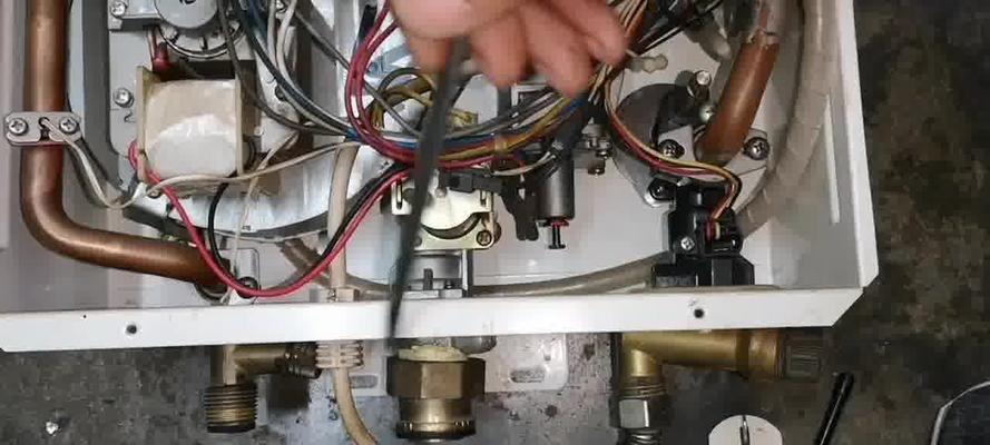 能率热水器显示11代码怎么办？能率热水器11代码故障维修方法有哪些？