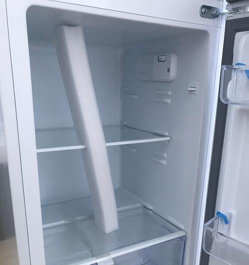 冰箱通电灯光不制冷怎么办？冰箱通电灯光不制冷原因是什么？