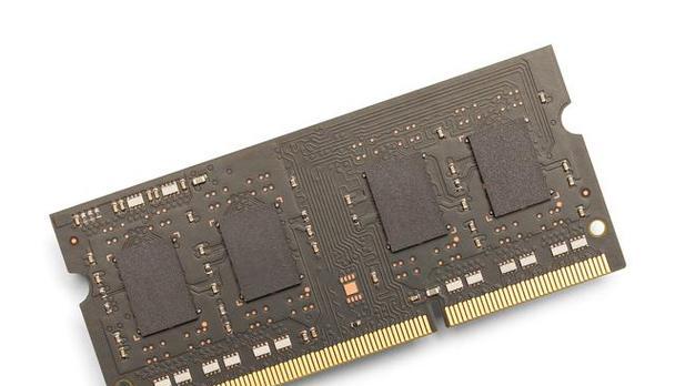 GDDR5与GDDR4显存技术有何不同？性能差异大吗？