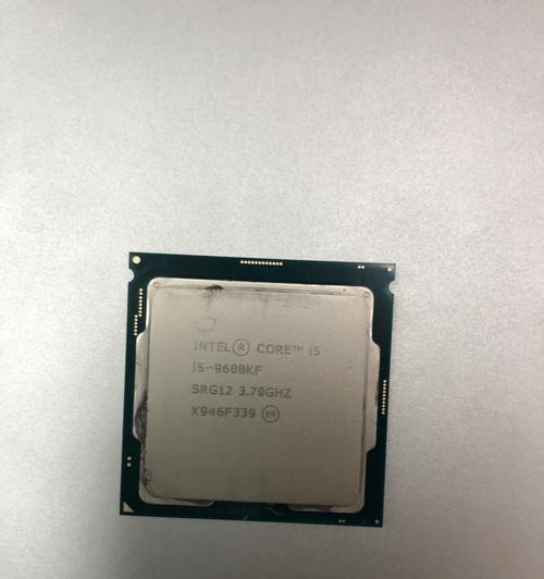 哪款吃鸡主机方案更胜一筹？i59600K与10400对比评测结果如何？