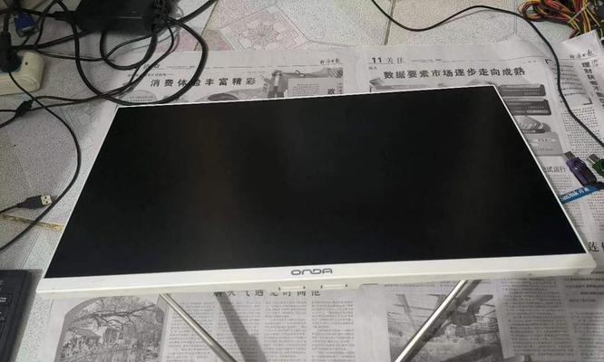 2000元组装办公主机配置推荐？i38100主机是否更合适？