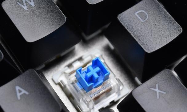 微星gk50z键盘支持热插拔吗？如何确认兼容性？