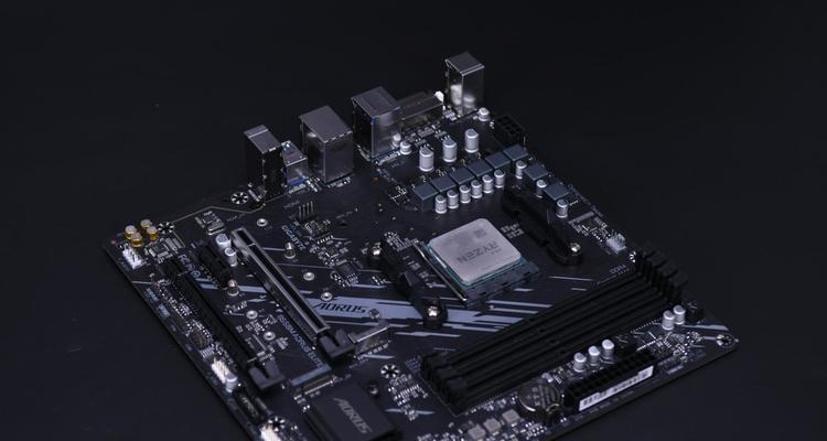 r55600x相当于i几的性能？如何比较AMD与Intel处理器？