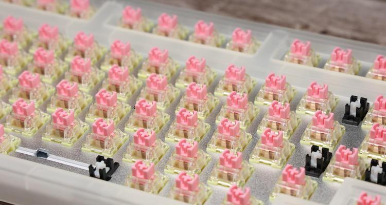 红轴和茶轴的区别是什么？如何选择适合自己的机械键盘轴体？