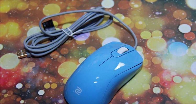 zowiegears1鼠标好吗？性能特点和用户评价是什么？