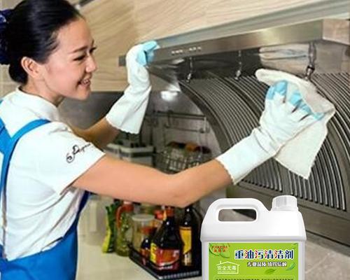 抽油烟机的火碱清洗方法是什么？效果如何？