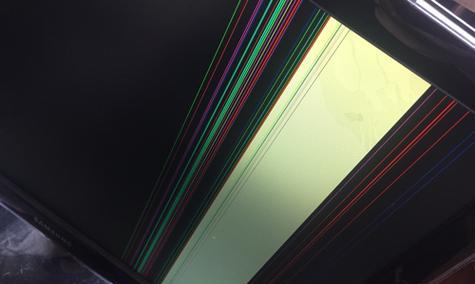 显示器屏幕出现黑线该如何修复？步骤和注意事项是什么？