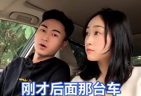 从背后开闪光灯有用吗？效果如何？
