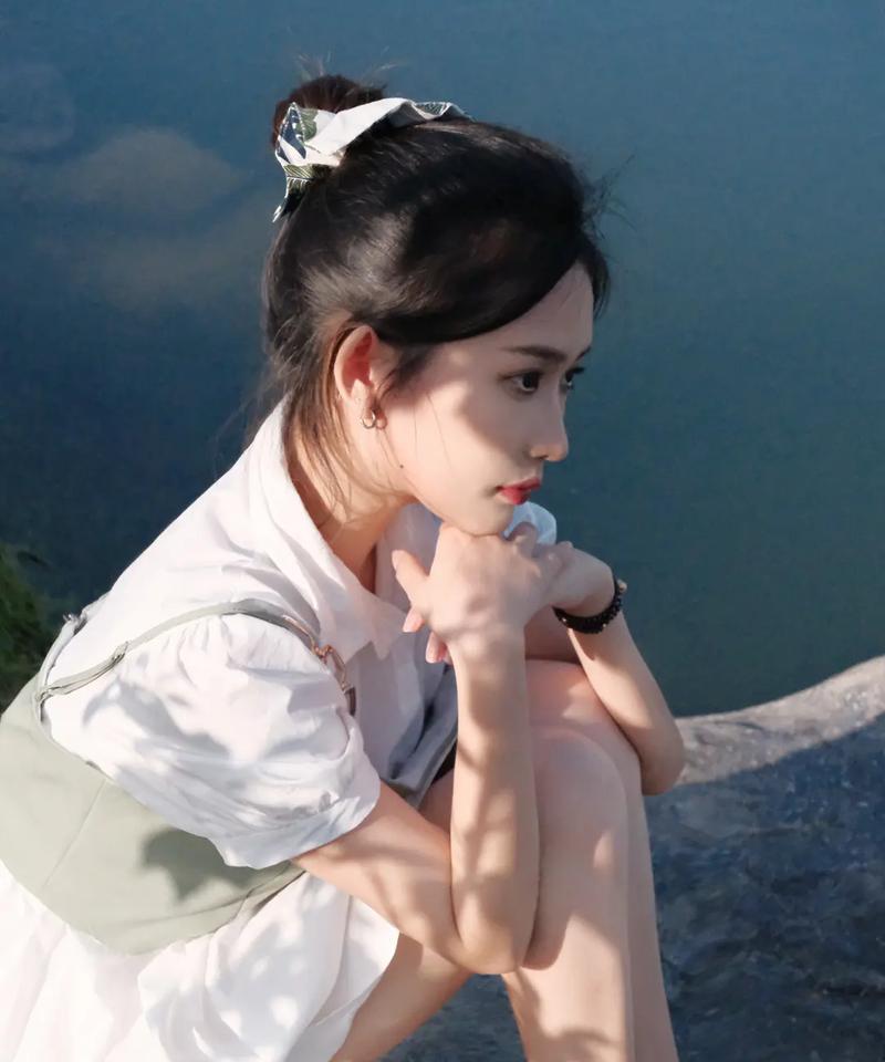 如何握持手机拍照更美观？