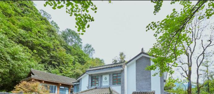 小院使用投影仪效果如何？安装需要注意什么？