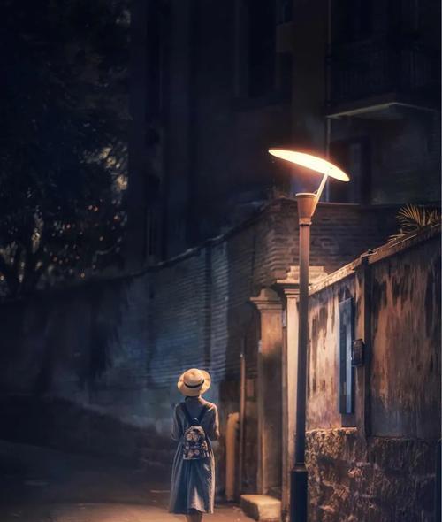 夜晚手机拍照噪点高怎么办？