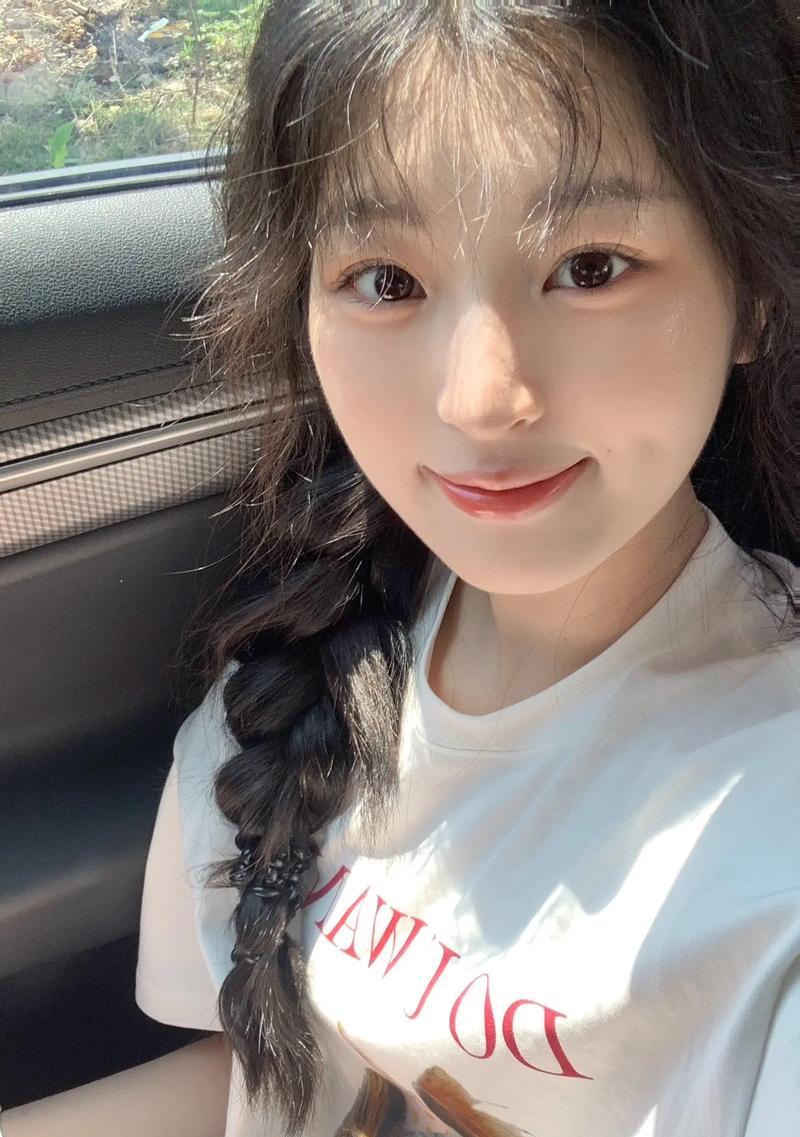 抖音抬手机拍照怎么拍？如何拍出好看的照片？