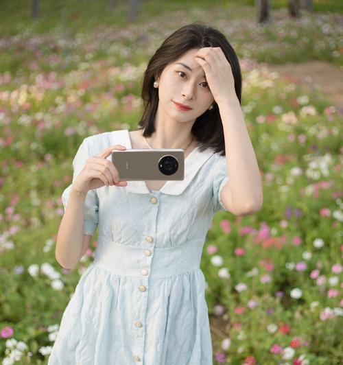 小白如何使用手机寻找镜头拍照？