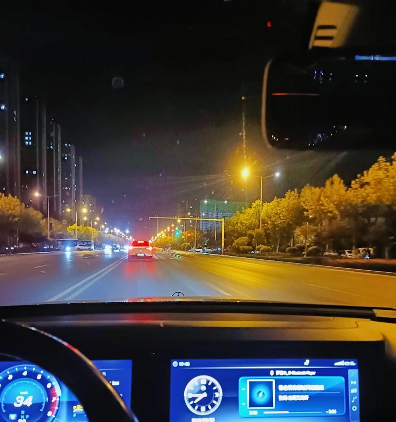 苹果手机夜间拍照出现眩光如何处理？