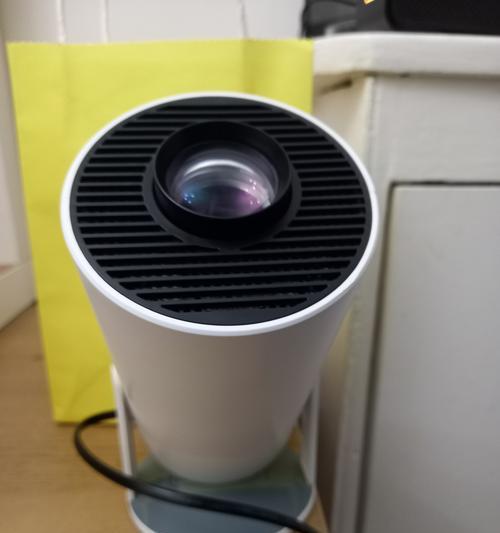 宿舍看电影用什么投影仪？宿舍投影仪推荐有哪些？
