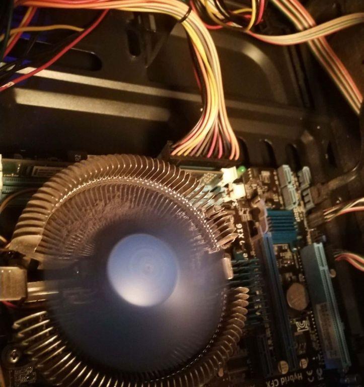 正确的电脑关机拔线顺序是怎样的？