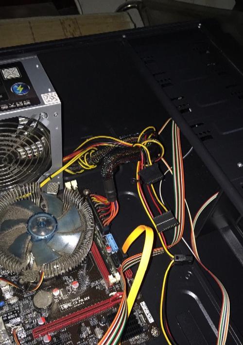 正确的电脑关机拔线顺序是怎样的？