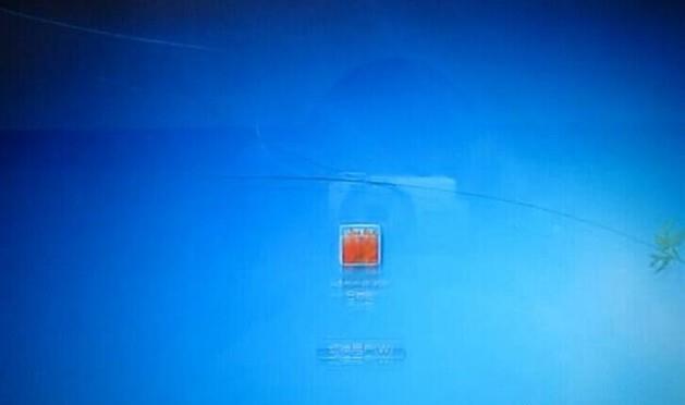 苹果电脑显示器突然变红是什么原因？如何解决？