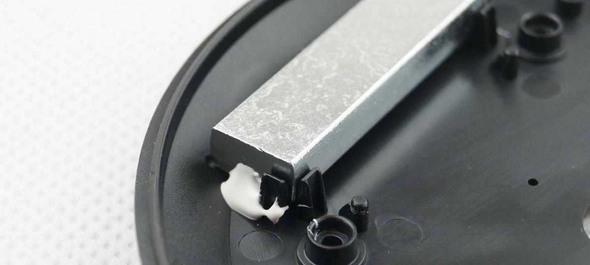 充电器壳子拆卸方法是什么？需要什么工具？