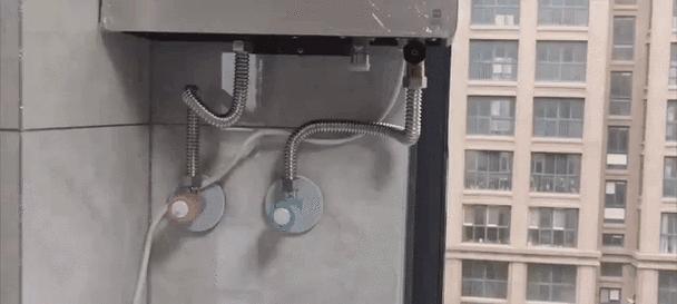 热水器拆卸步骤及撬棍使用方法？