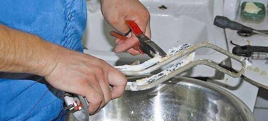 宝宝房间安装热水器视频的方法是什么？如何确保安全？