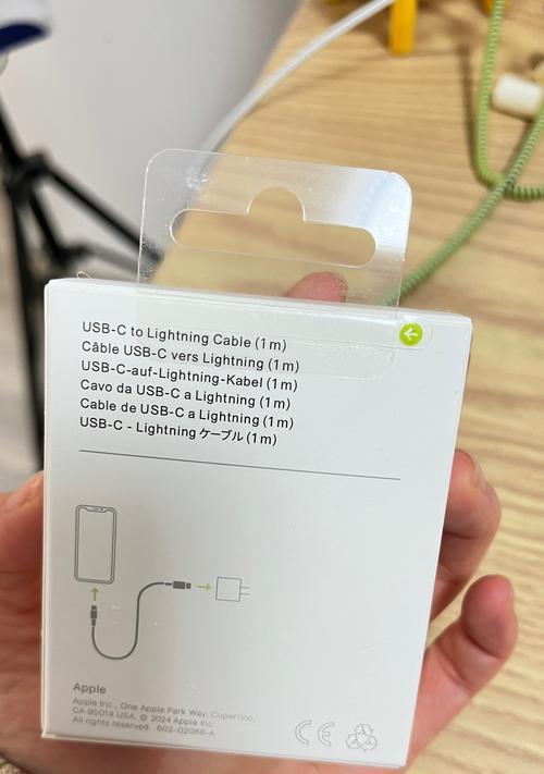 无线车架手机充电器使用方便吗？