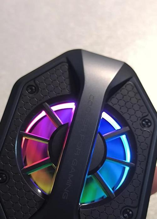 手机摄像头降温神器使用方法是什么？