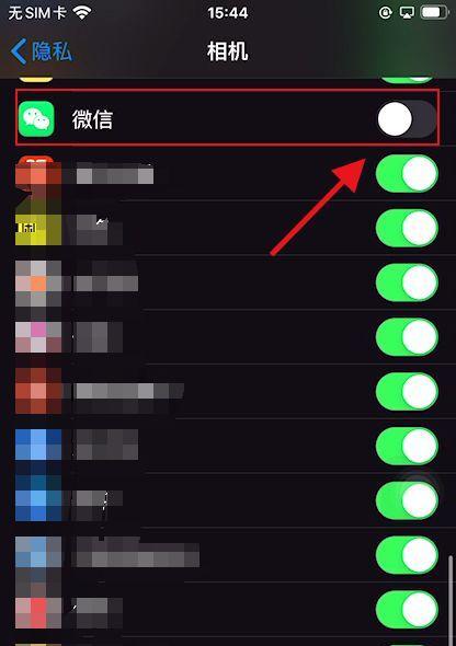 怎么砸坏苹果相机镜头视频？这种行为的后果是什么？