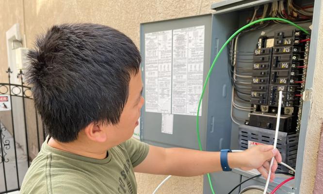 防撞条充电器怎么安装？安装过程中需要注意什么？