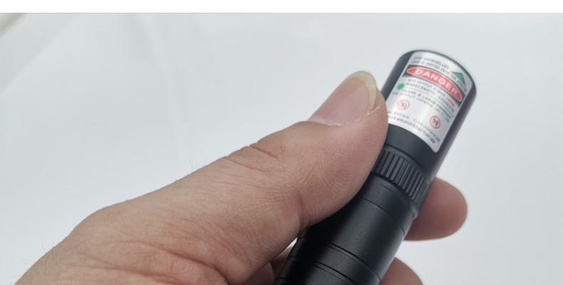 单间共享充电器使用指南是什么？如何进行充电？