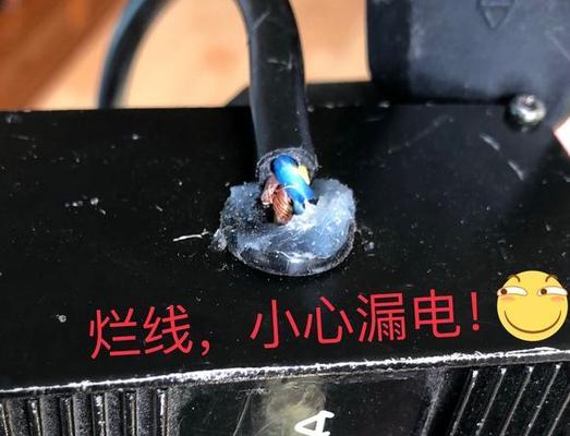 小牛nplay充电器的电流规格是多少？使用不当会有什么风险？