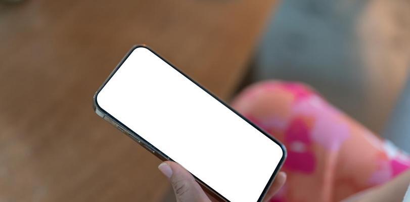 手机摄像头模糊如何解决？更换镜头还是维修？