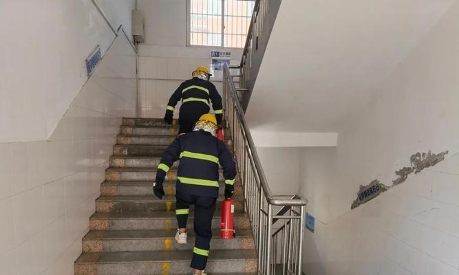 楼道下砌防火墙怎么砌？有哪些步骤和注意事项？